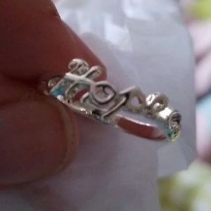 Ring that says hope